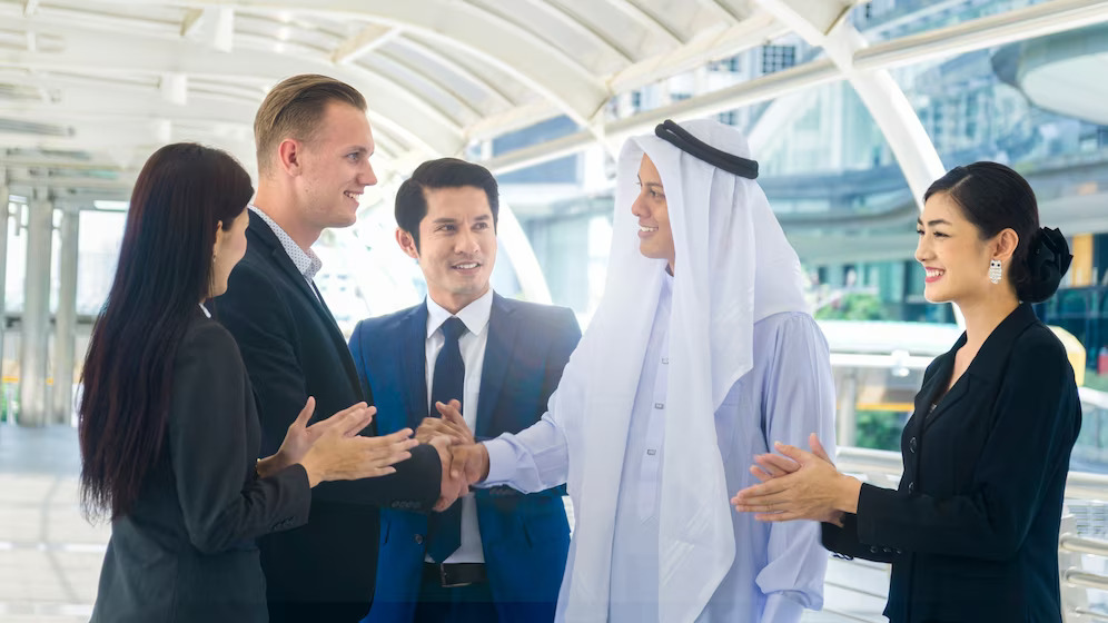 the uae government decided to allow 100% foreign ownership in commercial companies