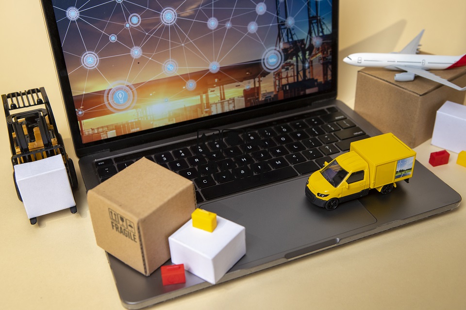 dropshipping business in dubai